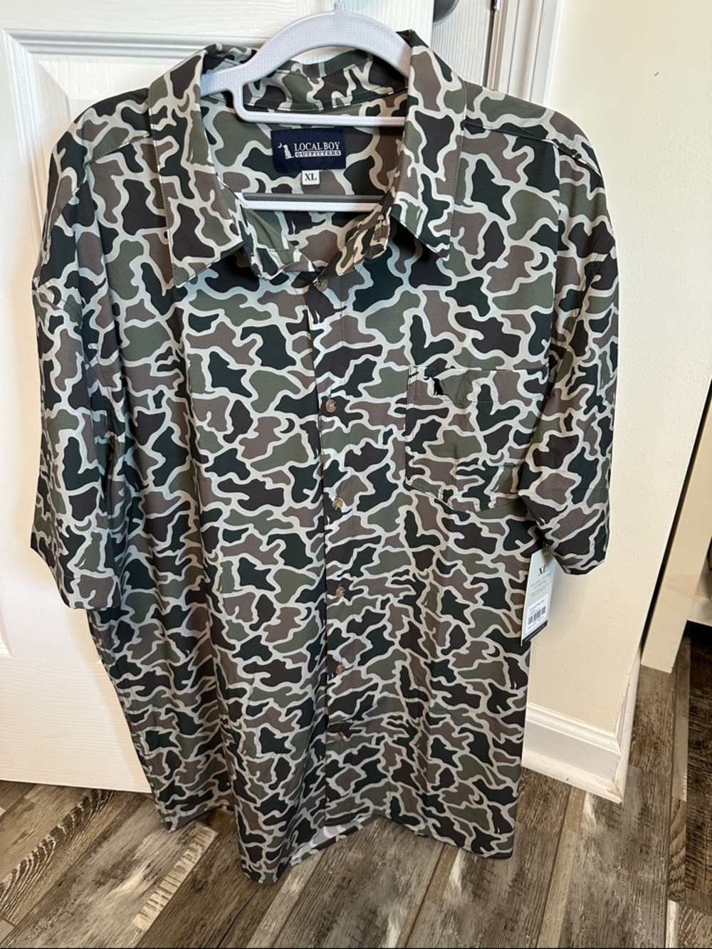 Local Boy XL Men's Olive Camo Short-Sleeve Button Down Shirt